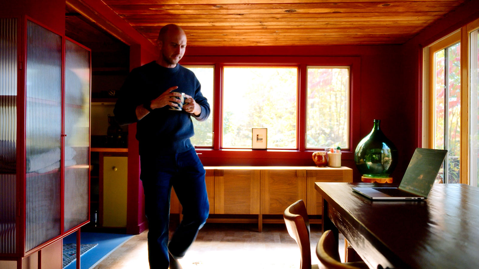 Still frame from Circle x ExitFive