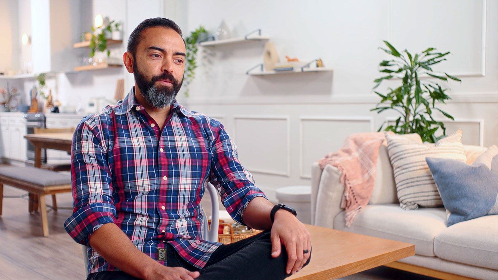 Still frame from Circle x Pat Flynn