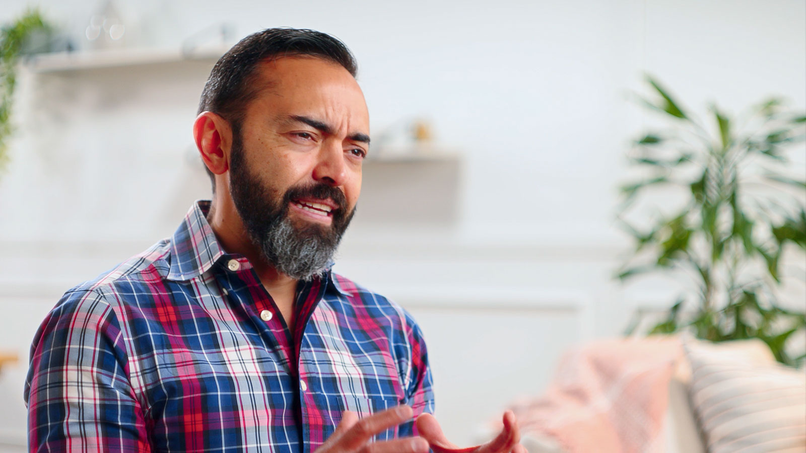 Still frame from Circle x Pat Flynn